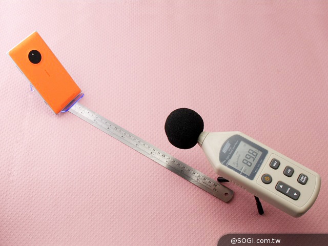 諾基亞Lumia的謝幕之作:NOKIA Lumia 830 諾基亞Lumia的謝幕之作:NOKIA Lumia 830