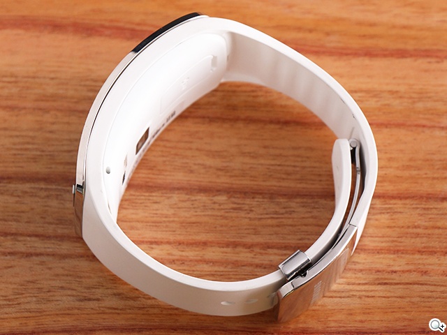 曲面螢幕+獨立通話 三星Gear S智慧手錶實測