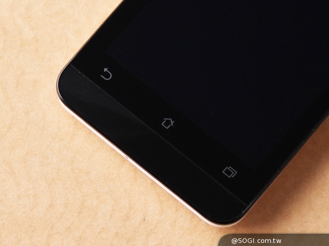 便宜、簡約、雙卡 ASUS ZenFone 4 A450CG實測