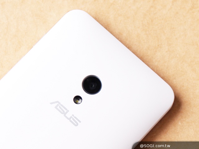 便宜、簡約、雙卡 ASUS ZenFone 4 A450CG實測