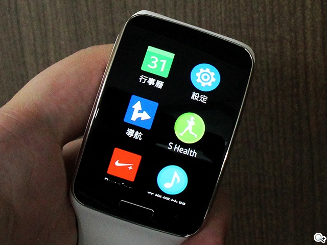 曲面螢幕+獨立通話 三星Gear S智慧手錶實測