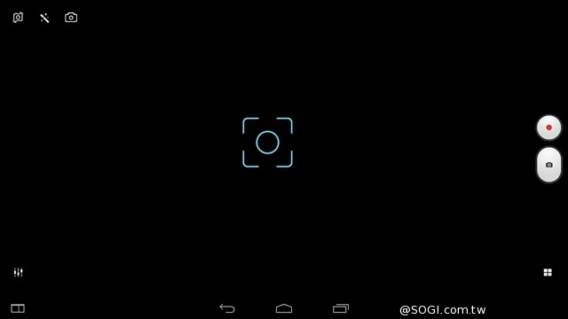 50吋大畫面帶著走!聯想Yoga Tablet 2 Pro投影機平板 50吋大畫面帶著走!聯想Yoga Tablet 2 Pro投影機平板