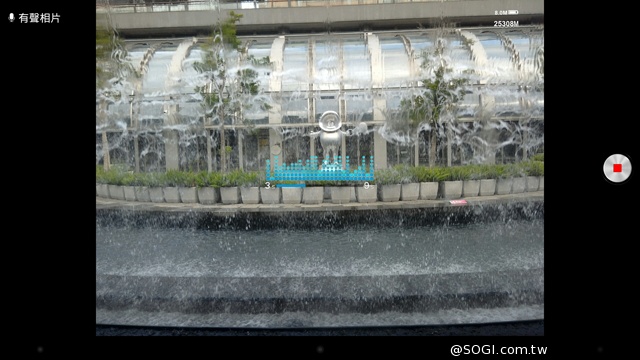 50吋大畫面帶著走!聯想Yoga Tablet 2 Pro投影機平板 50吋大畫面帶著走!聯想Yoga Tablet 2 Pro投影機平板