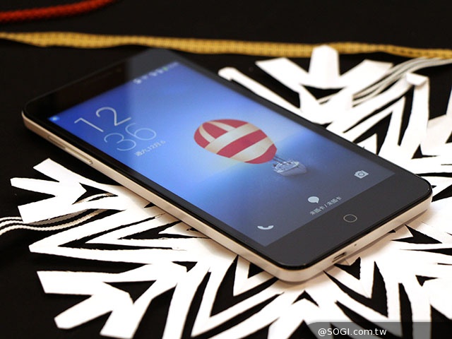 海外首發！4G酷派大神F2登台 空機價5490元