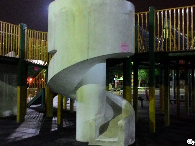 質感不錯的低價雙卡機 ASUS ZenFone 4 A400CG