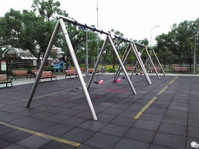 質感不錯的低價雙卡機 ASUS ZenFone 4 A400CG