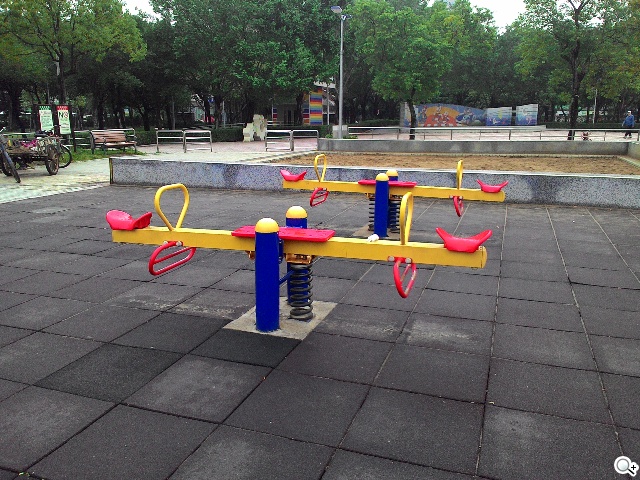 質感不錯的低價雙卡機 ASUS ZenFone 4 A400CG