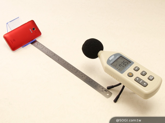 質感不錯的低價雙卡機 ASUS ZenFone 4 A400CG