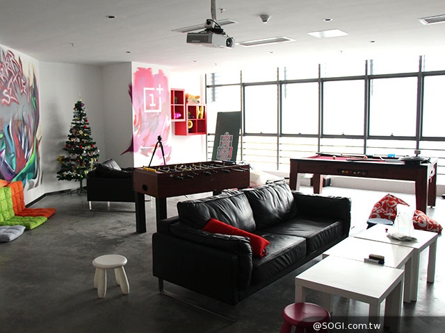 OnePlus總部直擊!一加手機將推自家ROM 技術來自台灣團隊 OnePlus總部直擊!一加手機將推自家ROM 技術來自台灣團隊