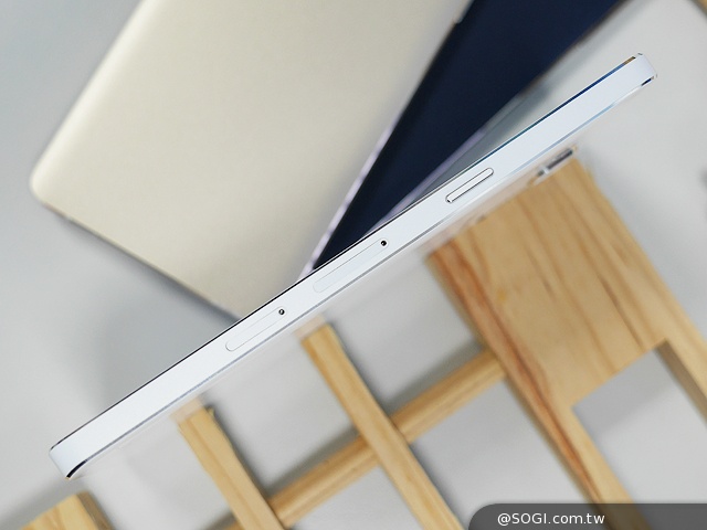 全金屬一體成型超薄美型機 三星GALAXY A5實測 全金屬一體成型超薄美型機 三星GALAXY A5實測