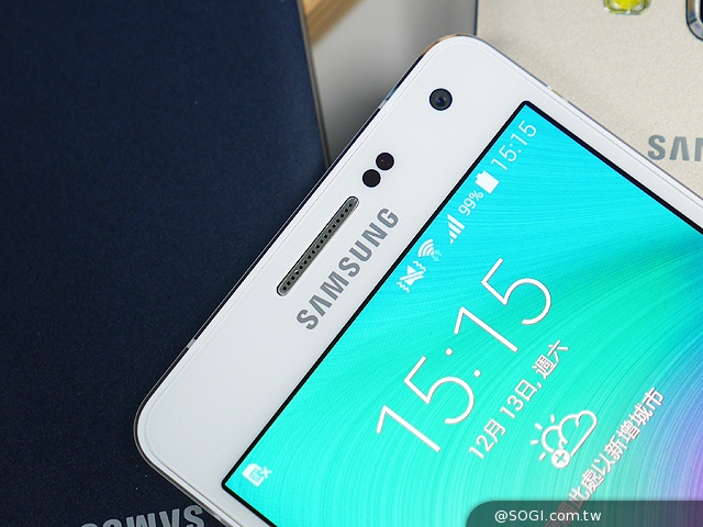 全金屬一體成型超薄美型機 三星GALAXY A5實測 全金屬一體成型超薄美型機 三星GALAXY A5實測