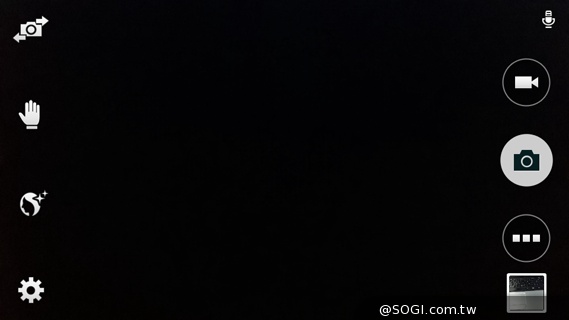 輕薄、金屬、平價、好拍 SAMSUNG GALAXY A3 輕薄、金屬、平價、好拍 SAMSUNG GALAXY A3