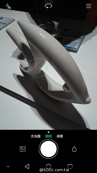 鎖定iPhone6 Plus！華為推雙眼手機榮耀6 Plus