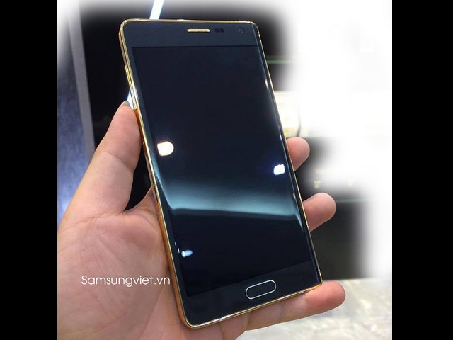 三星曲面旗艦Note Edge 越南出現「真．土豪金」版本