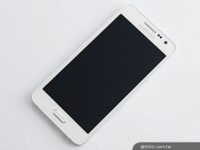 輕薄、金屬、平價、好拍 SAMSUNG GALAXY A3 輕薄、金屬、平價、好拍 SAMSUNG GALAXY A3