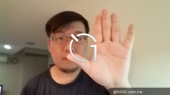 全金屬一體成型超薄美型機 三星GALAXY A5實測 全金屬一體成型超薄美型機 三星GALAXY A5實測