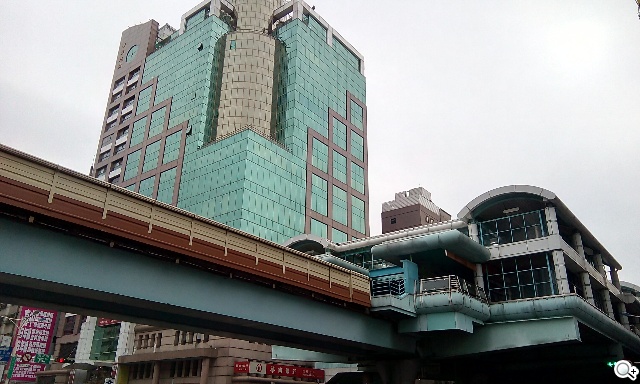 五千有找 MTK八核心雙卡機 HTC Desire 620G 五千有找 MTK八核心雙卡機 HTC Desire 620G