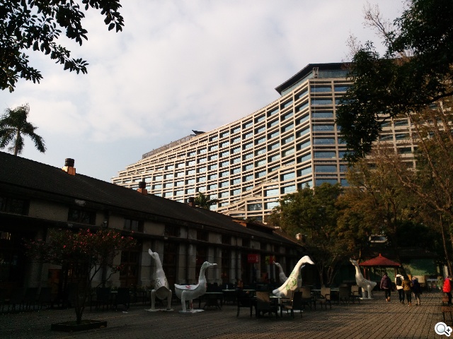 Acer Liquid Jade S 輕薄美型4G雙卡機