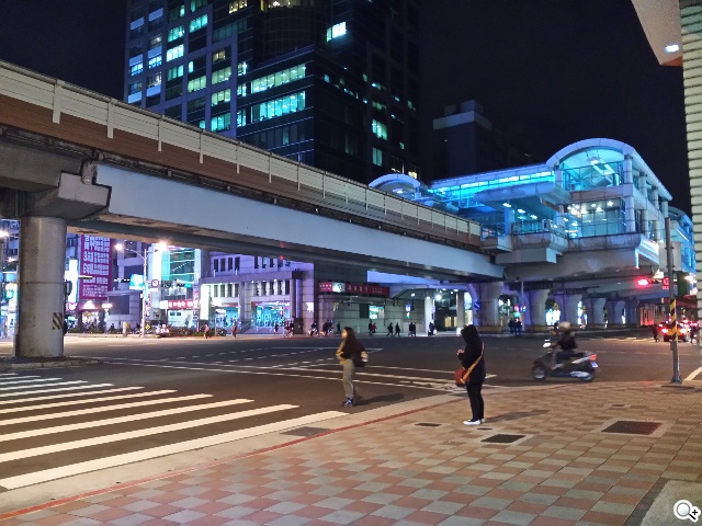 Acer Liquid Jade S 輕薄美型4G雙卡機