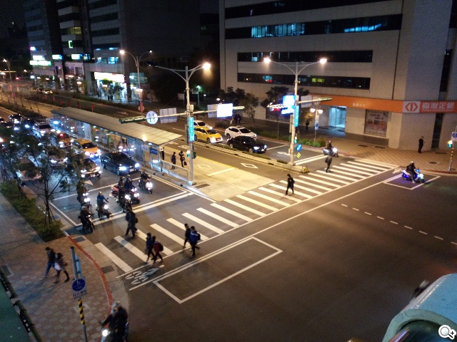 Acer Liquid Jade S 輕薄美型4G雙卡機