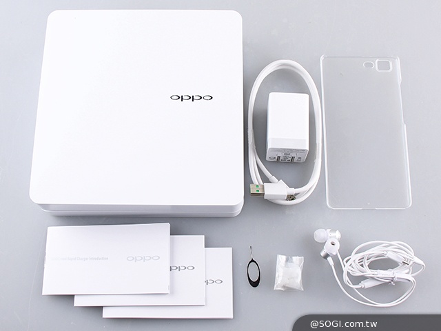 超薄4G智慧機OPPO R5 獨家冰巢散熱技術加持