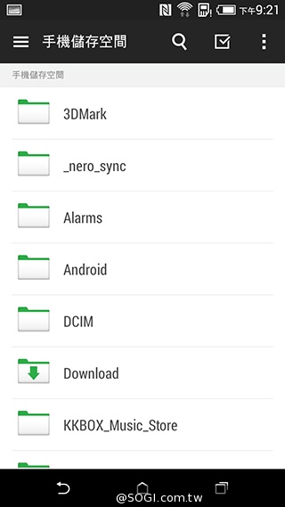 雙色拼接年輕風格 超值八核HTC Desire 820