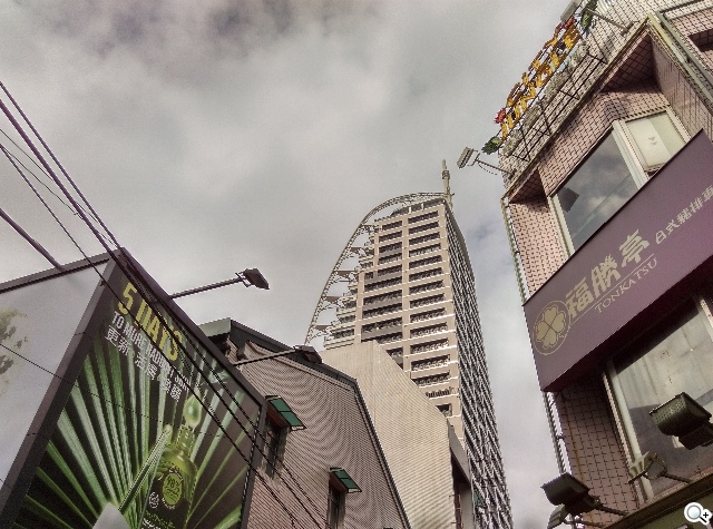 雙色拼接年輕風格 超值八核HTC Desire 820