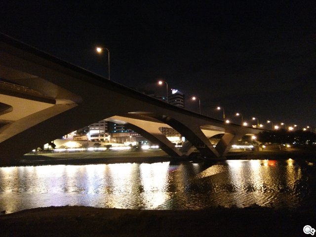 大隻佬手機iPhone6 Plus、OPPO N3外觀攝錄比拚