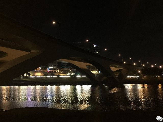 大隻佬手機iPhone6 Plus、OPPO N3外觀攝錄比拚