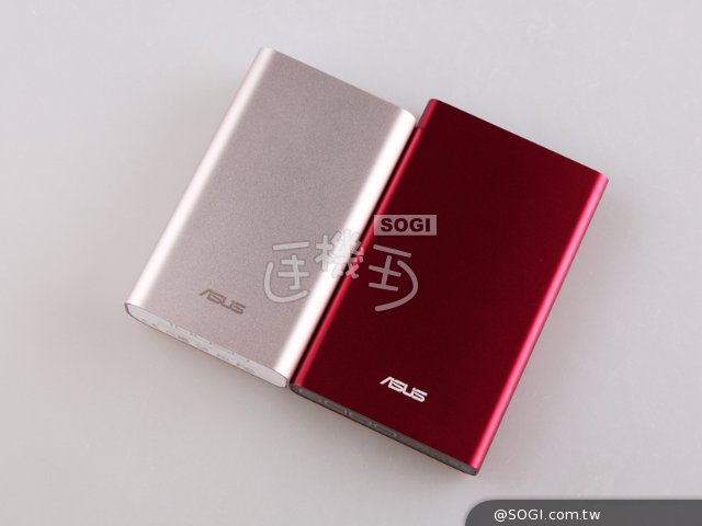 輕薄體驗!華碩ZenPower Duo/Pocket行動電源開箱 輕薄體驗!華碩ZenPower Duo/Pocket行動電源開箱