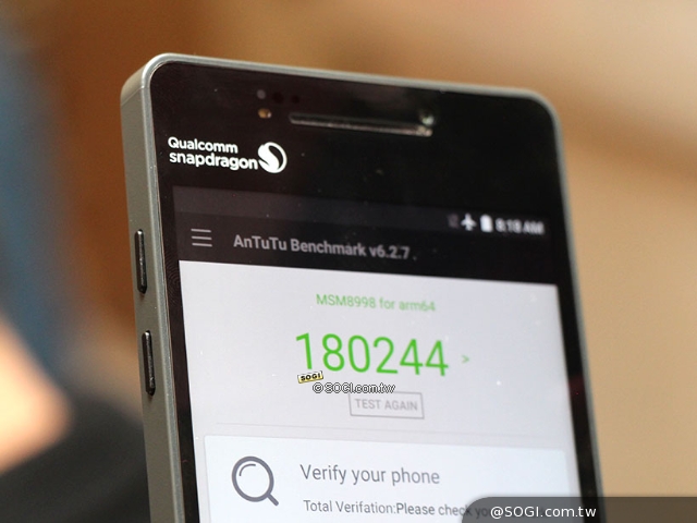 高通snapdragon 835跑分實測安兔兔飆出18萬高分 Sogi手機王