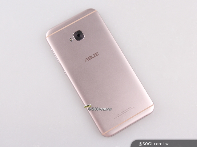 雙鏡頭自拍神器！華碩ZenFone 4 Selfie Pro開箱- SOGI 手機王