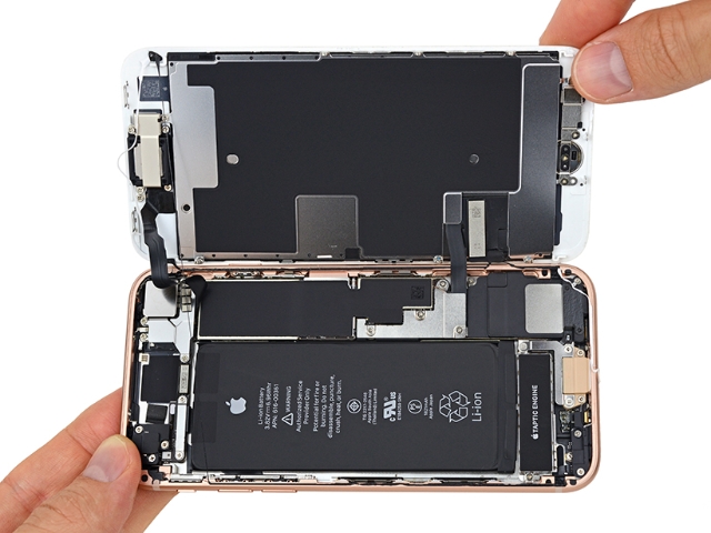 iPhone 8上市就被拆 iFixit評價維修難度一般 iPhone 8上市就被拆 iFixit評價維修難度一般