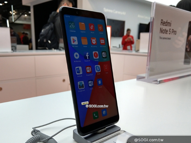 小米前進MWC 直擊體驗紅米Note 5 Pro[MWC 2018]- SOGI 手機王