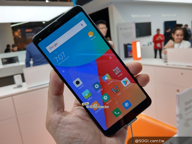 小米前進MWC 直擊體驗紅米Note 5 Pro[MWC 2018]- SOGI 手機王