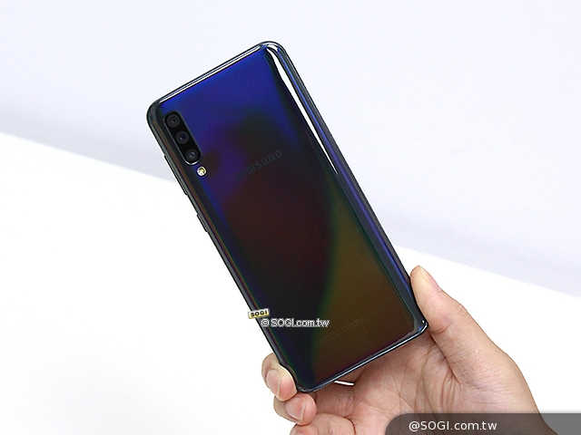 123度超广角,前后25mp镜头 samsung a50开箱跑分