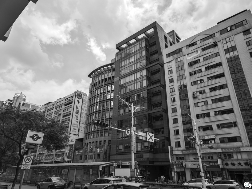 實拍對比 - Xiaomi 14