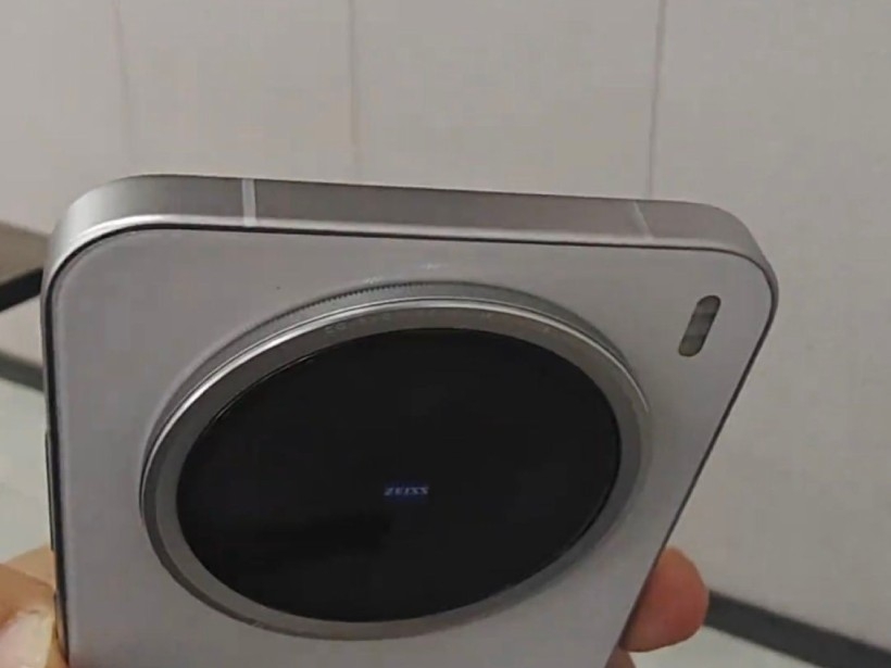 vivo X200系列將搭載天璣9400、原子島螢幕 11月中下旬台灣上市- SOGI 手機王