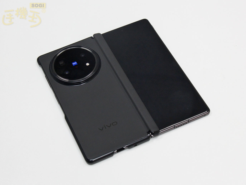 vivo X Fold5 外觀設計 - 裝備保護殼_展開