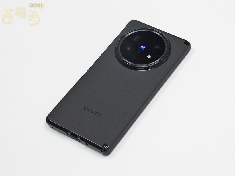 vivo X Fold5 外觀設計 - 裝備保護殼_背面