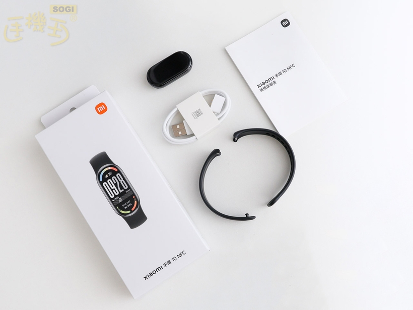  Xiaomi 手環 10 NFC 開箱 - 盒裝配件