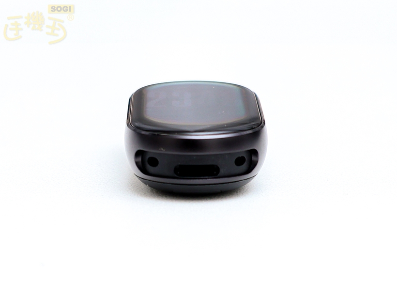  Xiaomi 手環 10 NFC 開箱 - 頂部