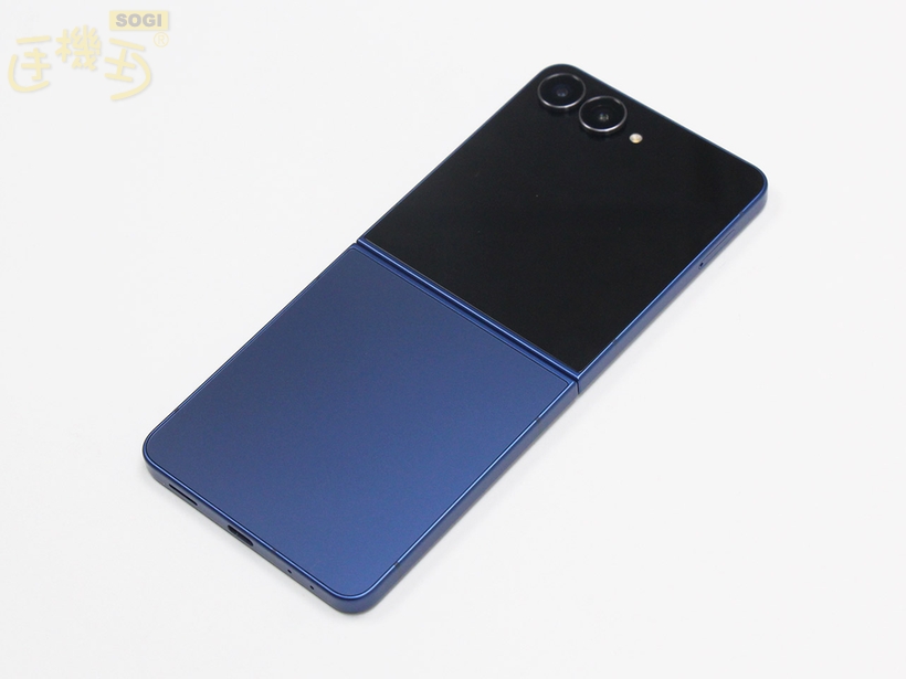 三星 Galaxy Z Flip7 外觀介紹 - 背面