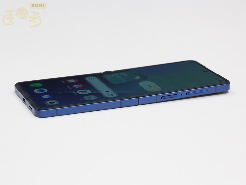 三星 Galaxy Z Flip7 外觀介紹 - 右側