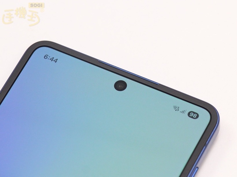 三星 Galaxy Z Flip7 外觀介紹 - 內頁摺疊螢幕自拍相機