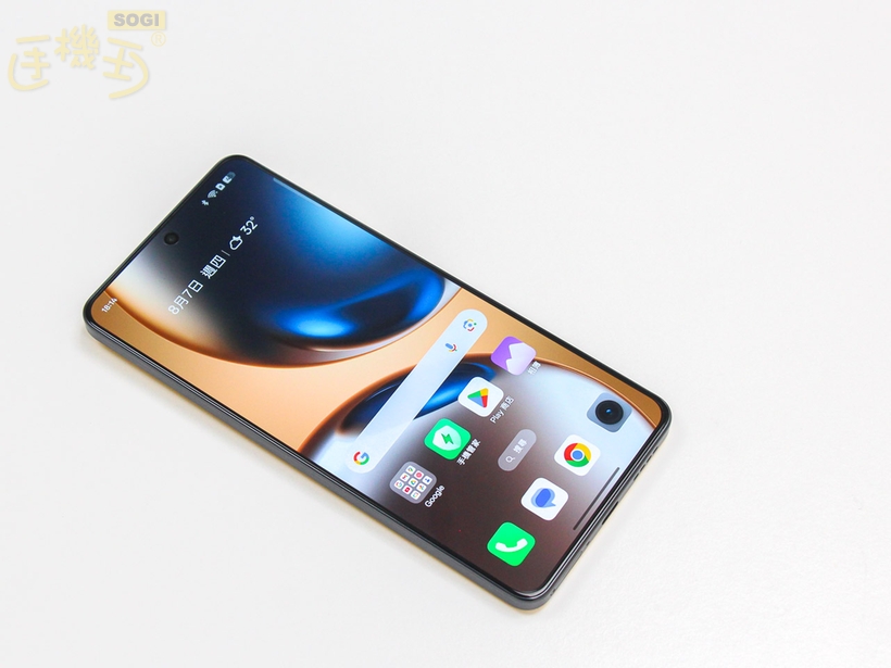 realme GT 7T 外觀介紹 - 正面