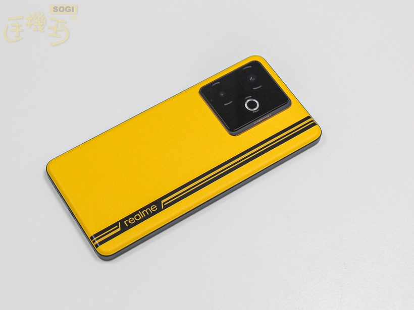 realme GT 7T 外觀介紹 - 背面