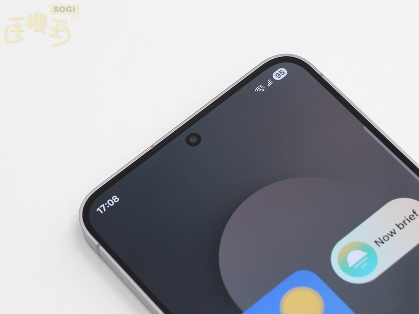 SAMSUNG Galaxy S25 FE 外觀介紹 - 前鏡頭