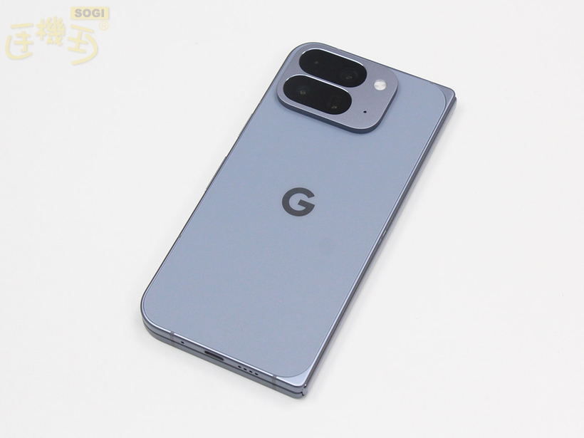 Google Pixel 10 Pro Fold 外觀介紹 - 背面