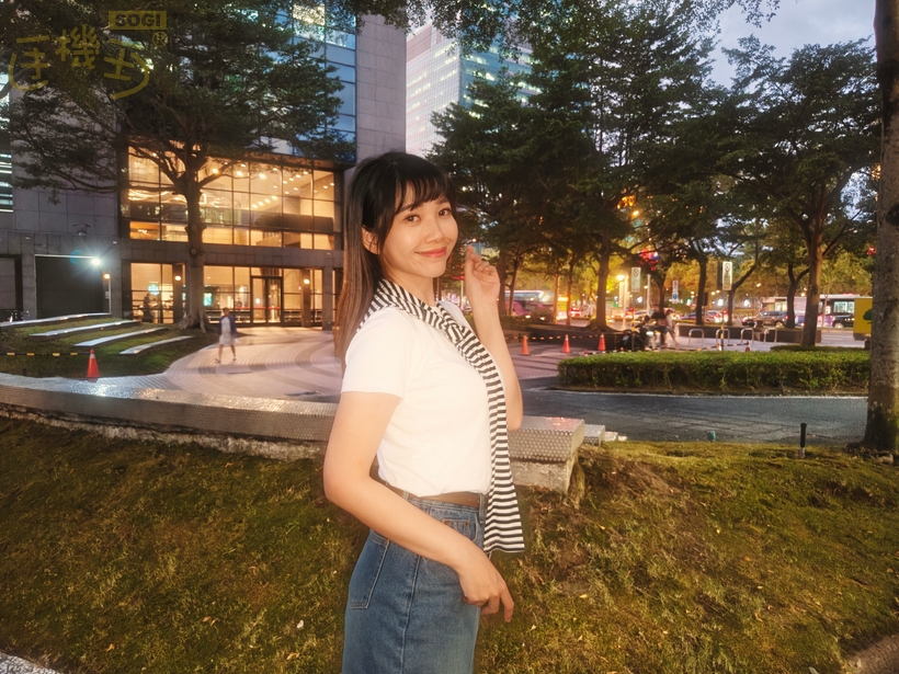realme 15 5G 系列攝錄體驗 - 15 Pro 補光黃